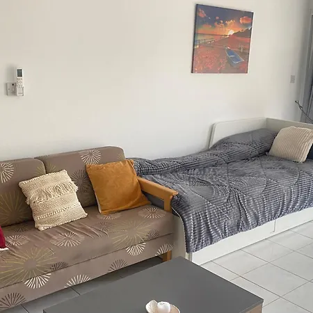 Διαμέρισμα Bestbeach Regina Gardens Quiet Terrasa
